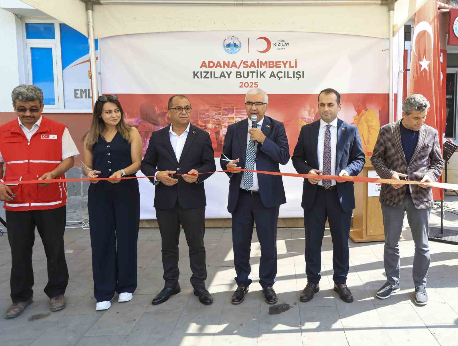 Saimbeyli’de ’Kızılay Butik’ açıldı