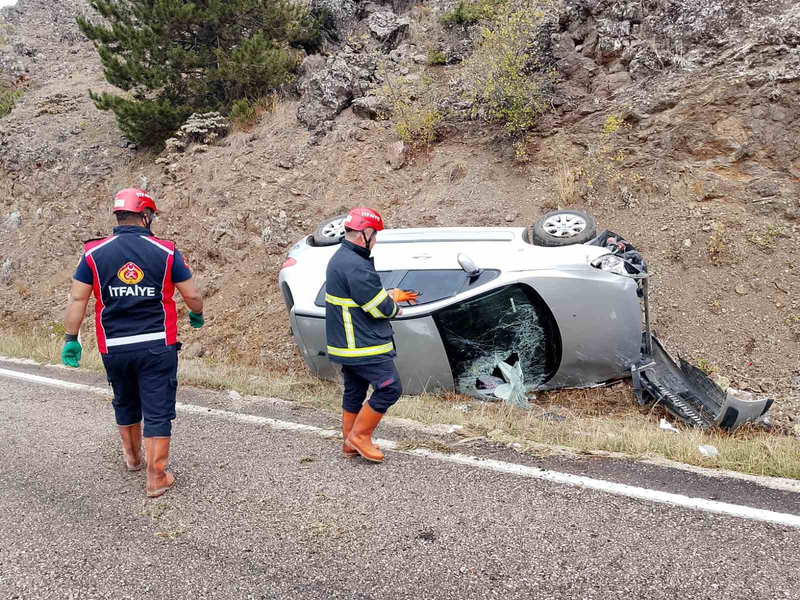 Kastamonu’da yoldan çıkan otomobil takla attı: 2 yaralı
