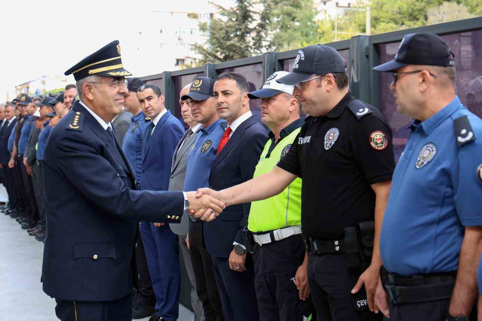 &Ccedil;anakkale&rsquo;de yeni emniyet m&uuml;d&uuml;r&uuml; g&ouml;reve başladı
