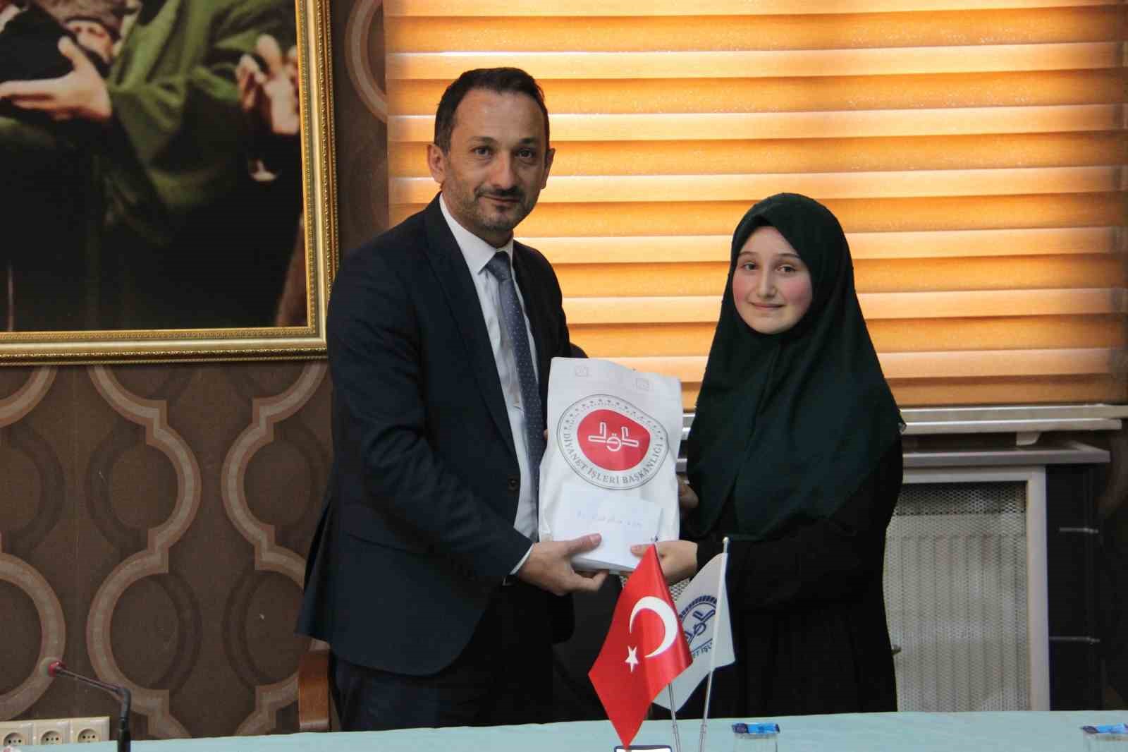 Kur’an-ı Kerim’i en güzel okumak için yarıştılar