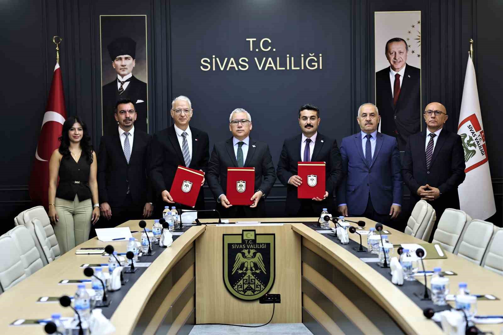 Sivas&rsquo;ta &ouml;ğrenciler sanayiyle buluşuyor
