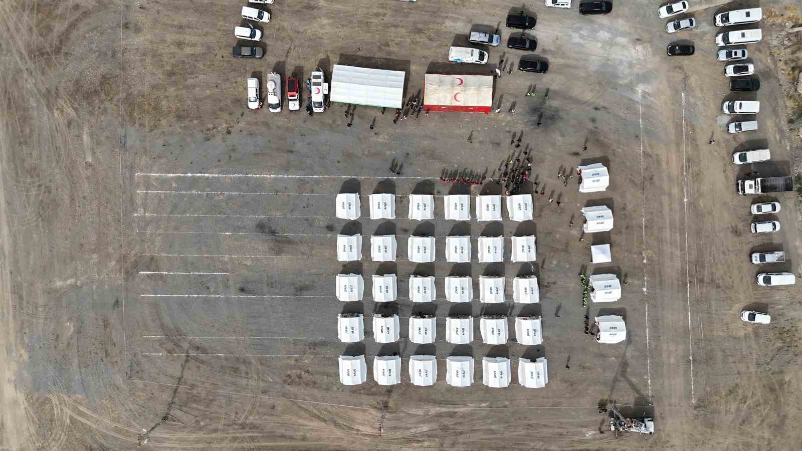 Iğdır&rsquo;da 715 kişinin katılımıyla deprem tatbikatı yapıldı
