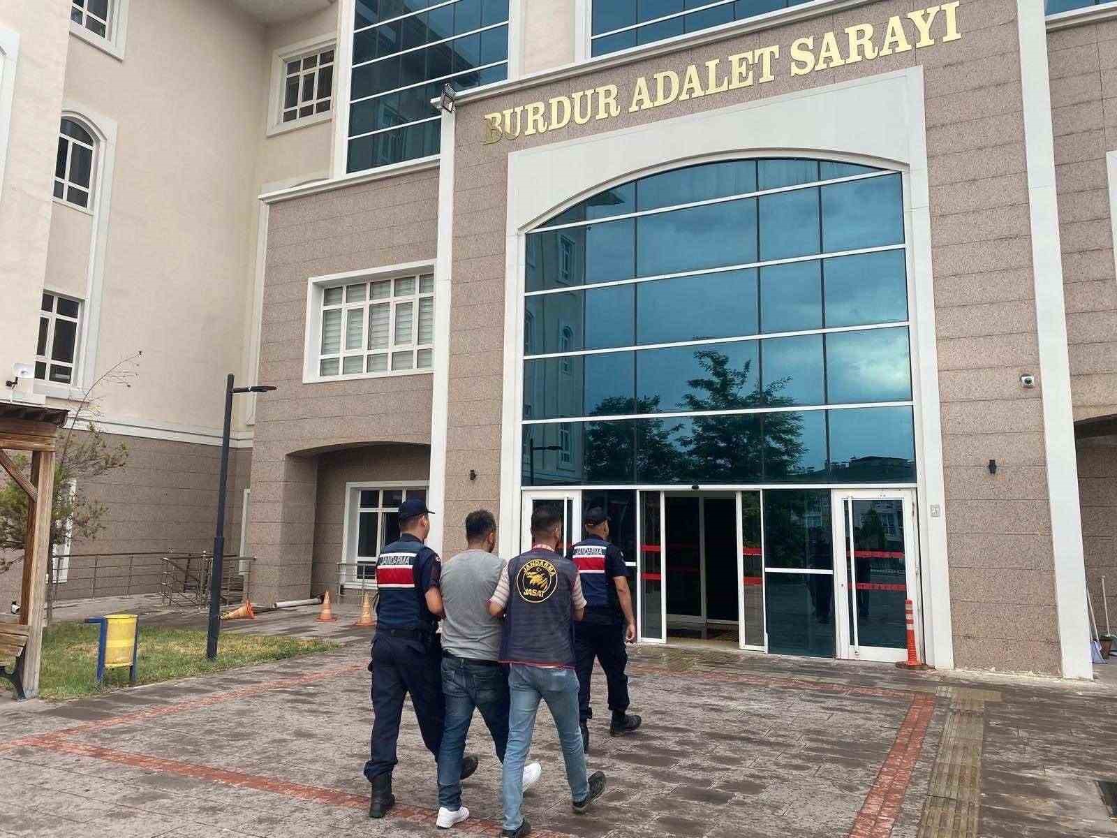 Burdur’da aranan 25 şahıs yakalandı