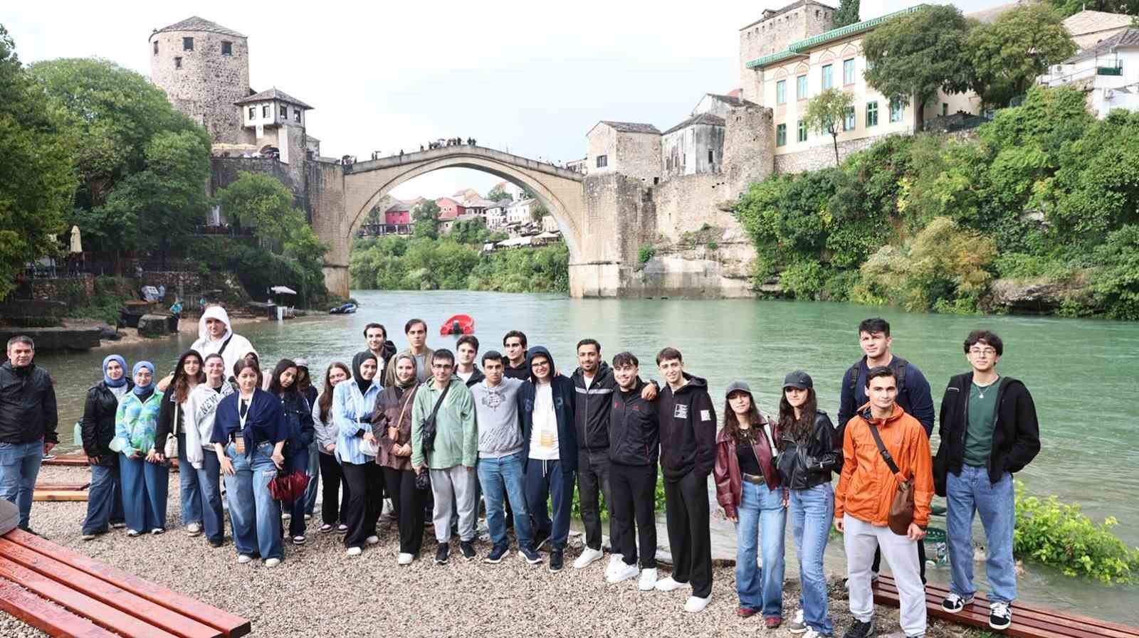 Sultangazi&rsquo;de başarılı &ouml;ğrencilere &ouml;d&uuml;l:  Bosna Hersek Gezisi
