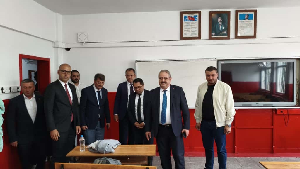 &Ccedil;arşamba&rsquo;da Ahubaba Ortaokulu yenilendi
