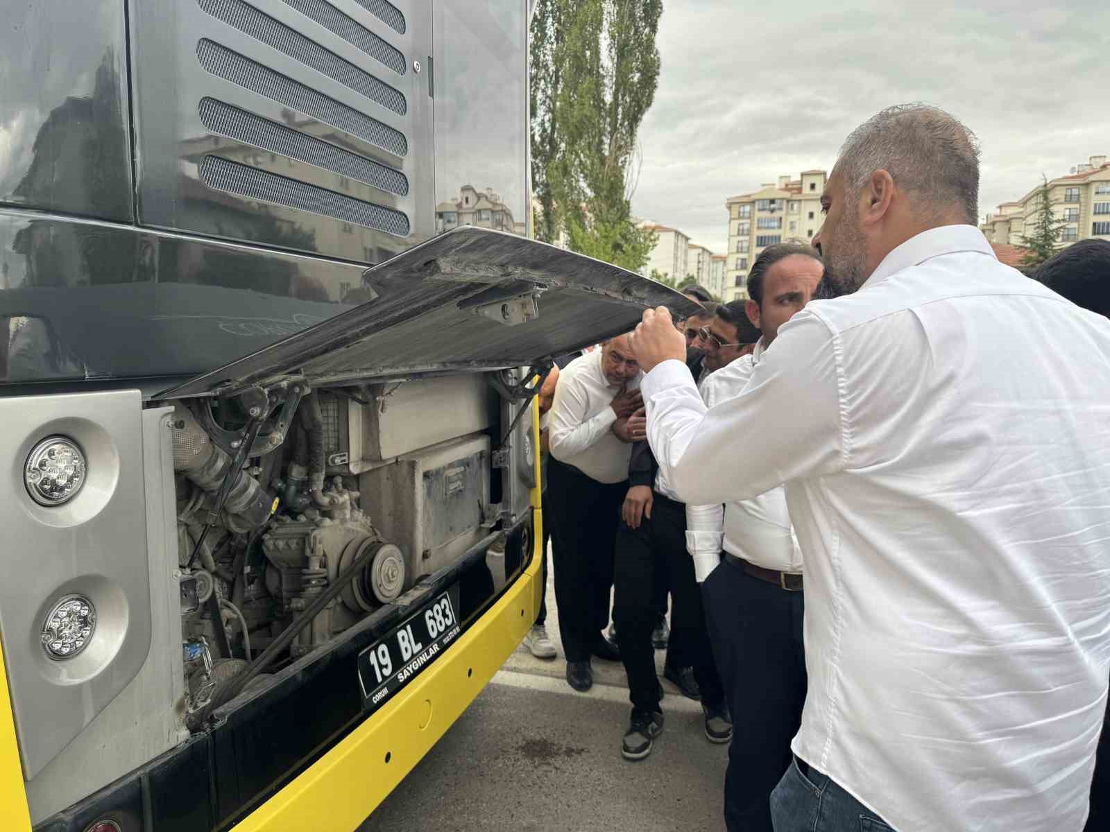 &Ccedil;orum Belediyesi otob&uuml;s şof&ouml;rleri, BMC&rsquo;den eğtim aldı
