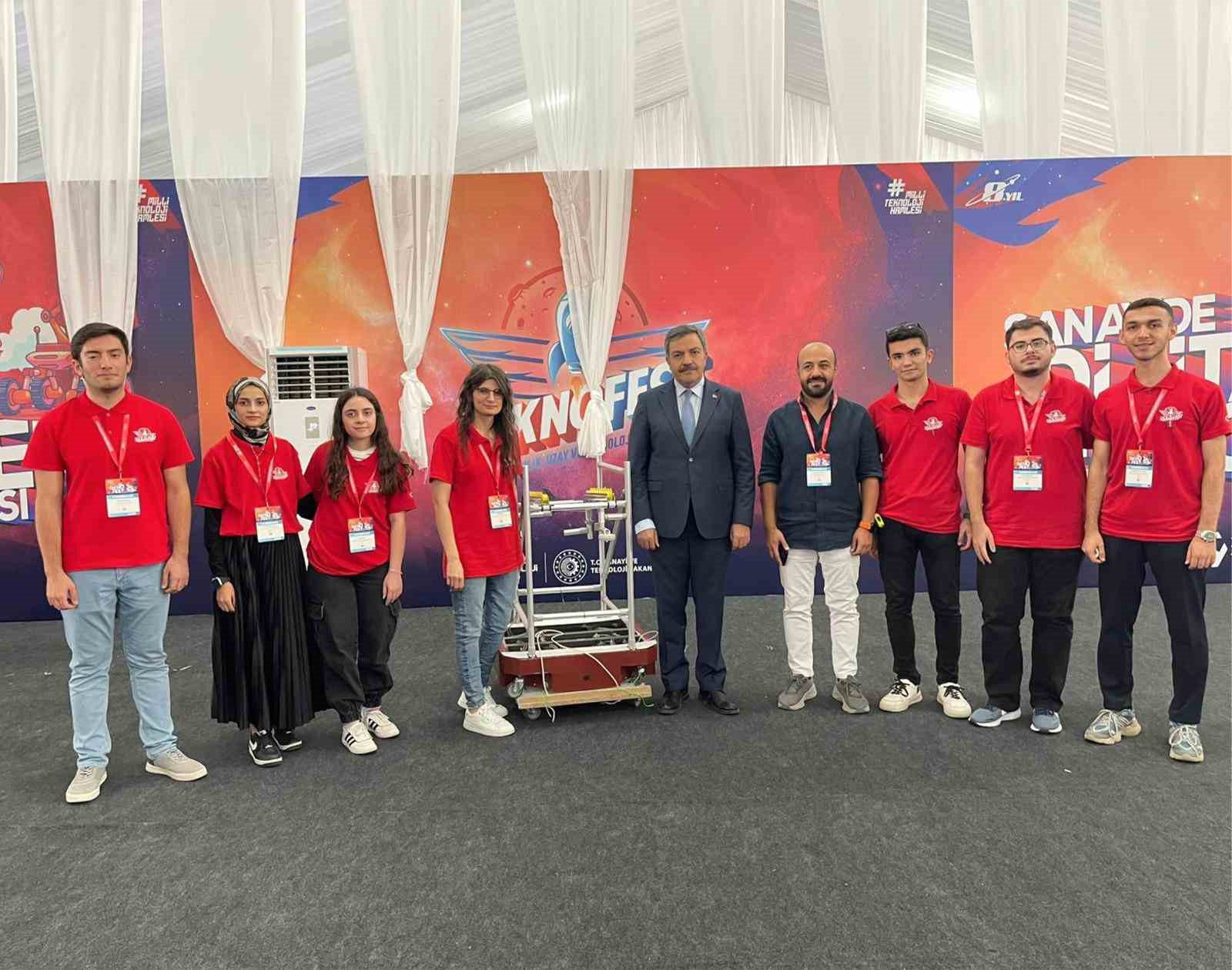 MTÜ öğrencileri, TEKNOFEST 2025’te finale kalarak büyük başarı elde etti
