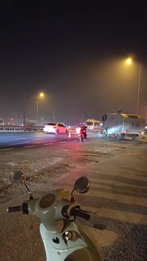 Antalya&rsquo;da yerleşim yerine yakın sazlık alanda yangın paniği
