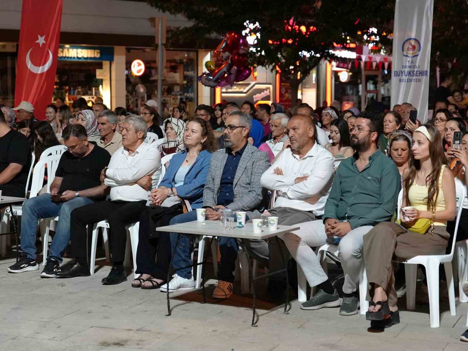 Miryokefalon Zaferinin 849. yıld&ouml;n&uuml;m&uuml; &Ccedil;ivril&rsquo;de halk konseriyle kutlandı
