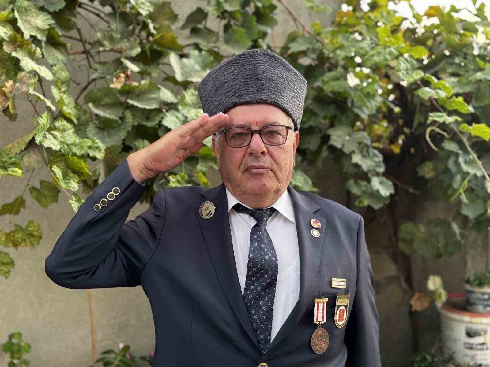 Kıbrıs gazisi Babaeski’de askerlik savaş hatıralarını anlatı: Kıbrıs Barış Harekâtına gönüllü katıldım