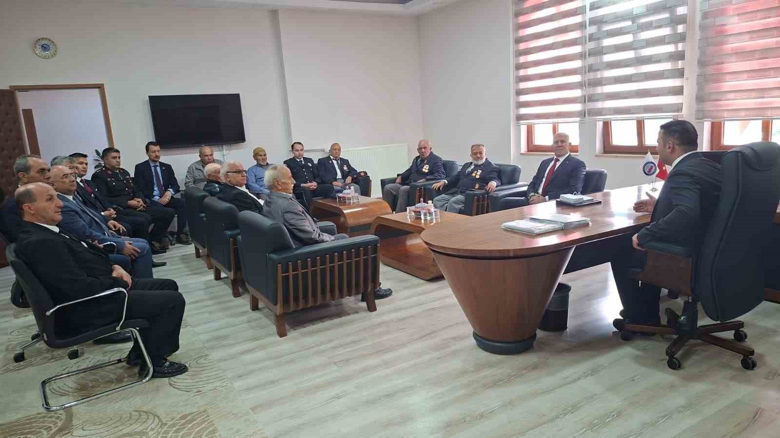 Hisarcık&rsquo;ta Gaziler G&uuml;n&uuml; kutlandı
