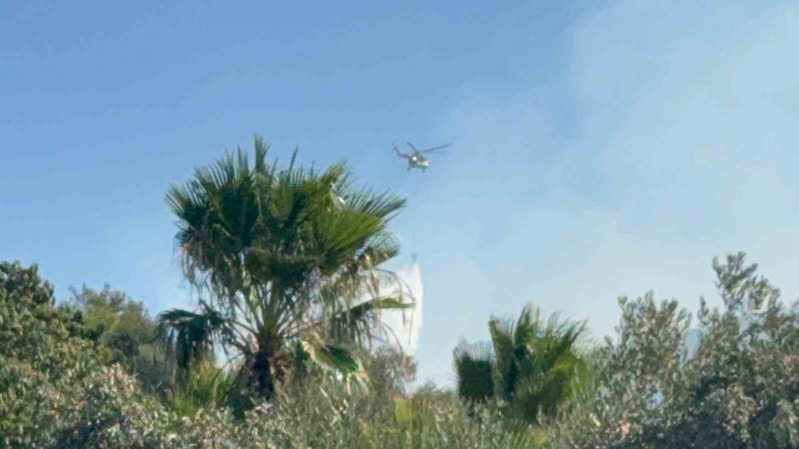 Muğla’da ekipler 3 bölgede alevlerle mücadele ediyor