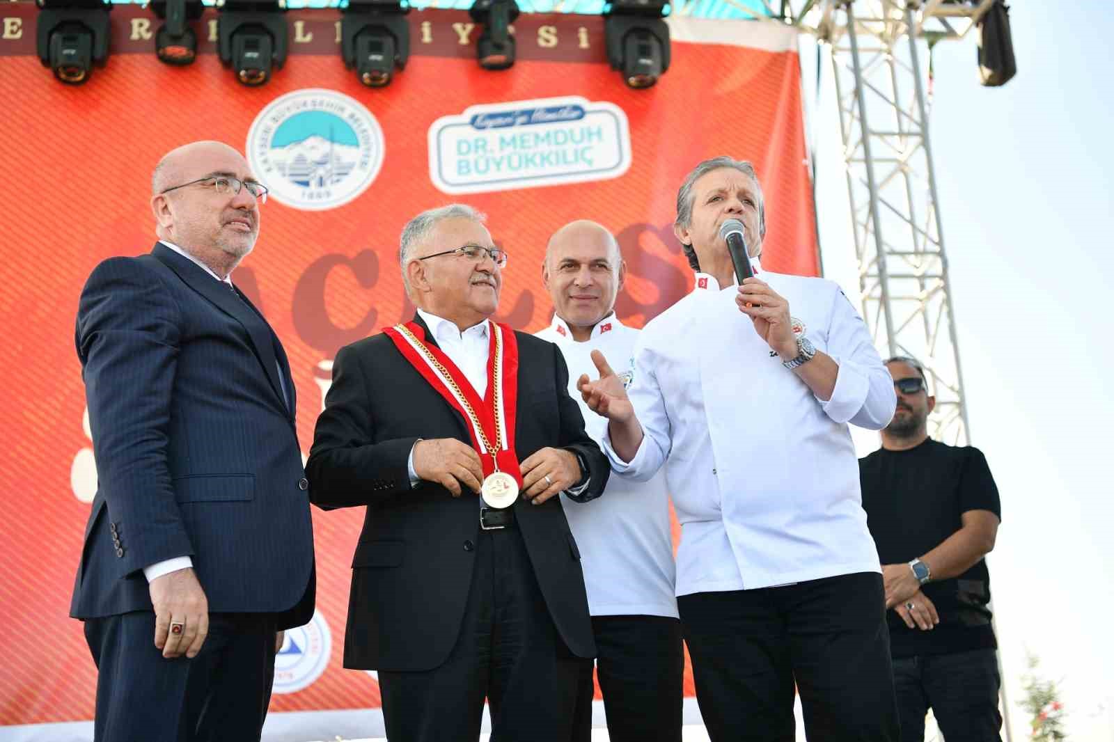 Başkan B&uuml;y&uuml;kkılı&ccedil;, Gastronomi G&uuml;nleri&rsquo;ni 3&rsquo;&uuml;nc&uuml;s&uuml;yle ta&ccedil;landırıyor
