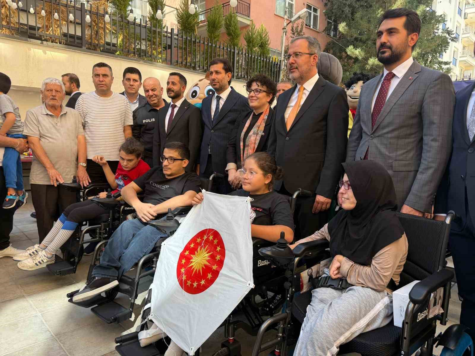 Türkiye’nin her yerine umut taşıyan polis Mustafa Şahin’den büyük organizasyon