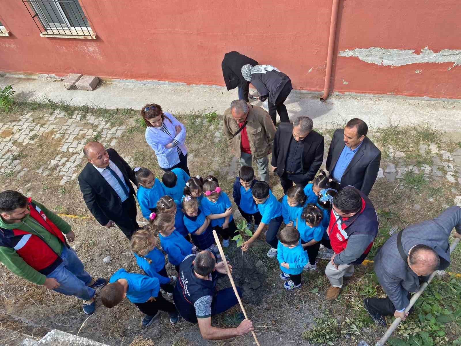 Emet’te tarım ve eğitim buluşması