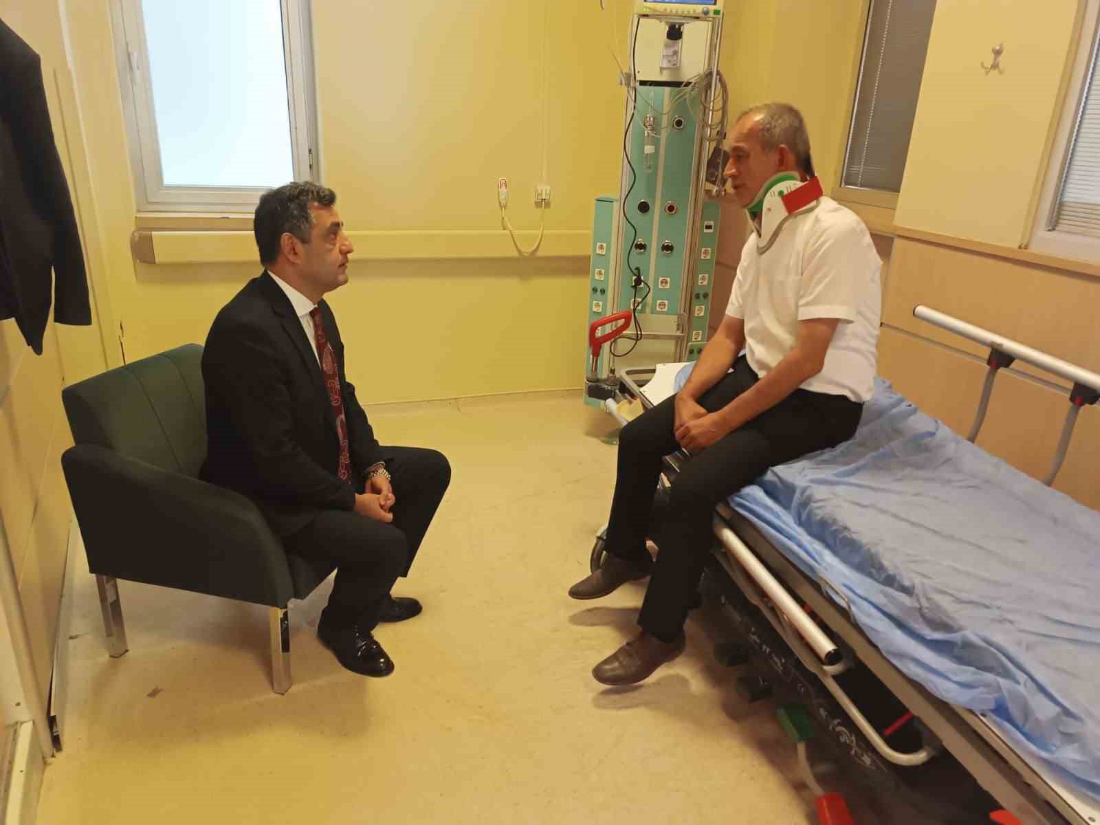 AK Partili belediye başkanı trafik kazasında yaralandı