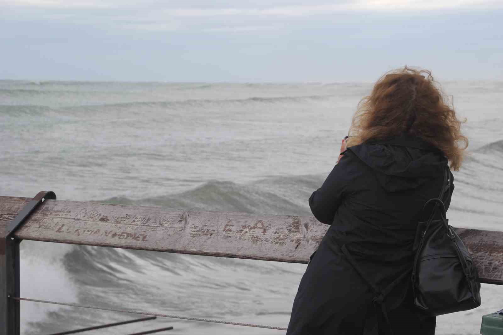 Karadeniz hır&ccedil;ınlaştı
