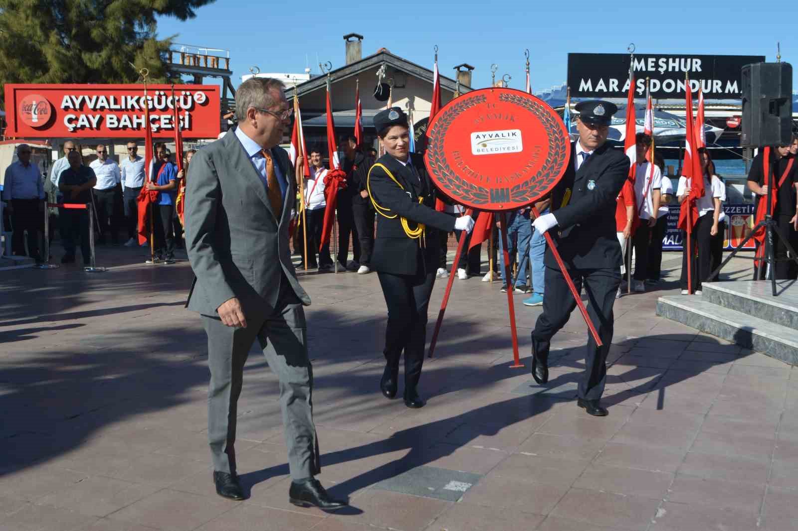 Ayvalık’ta Gaziler Günü’nde şehit ve gaziler unutulmadı
