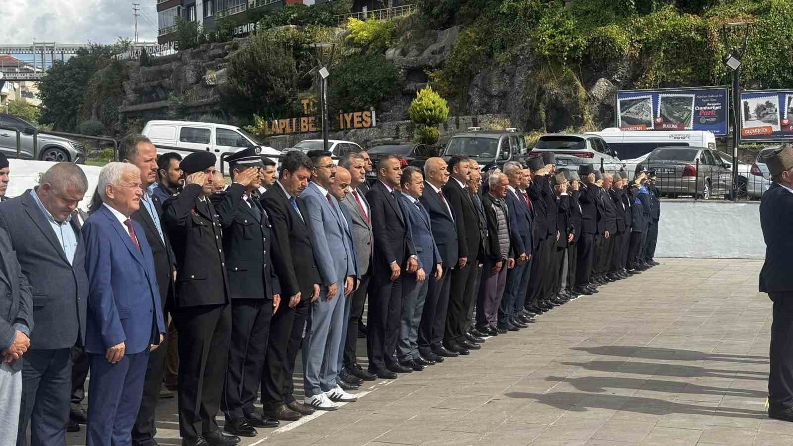 Alaplı&rsquo;da Gaziler G&uuml;n&uuml; kutlandı
