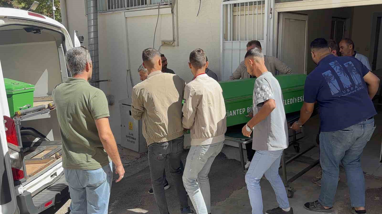 Silahlı kavgada ölenler 2 kardeş ve dayı, katil zanlıları ise diğer 2 dayı