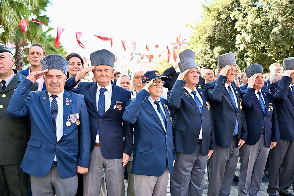 Gaziosmanpaşa’da kahraman gazilere saygı yürüyüşü yapıldı