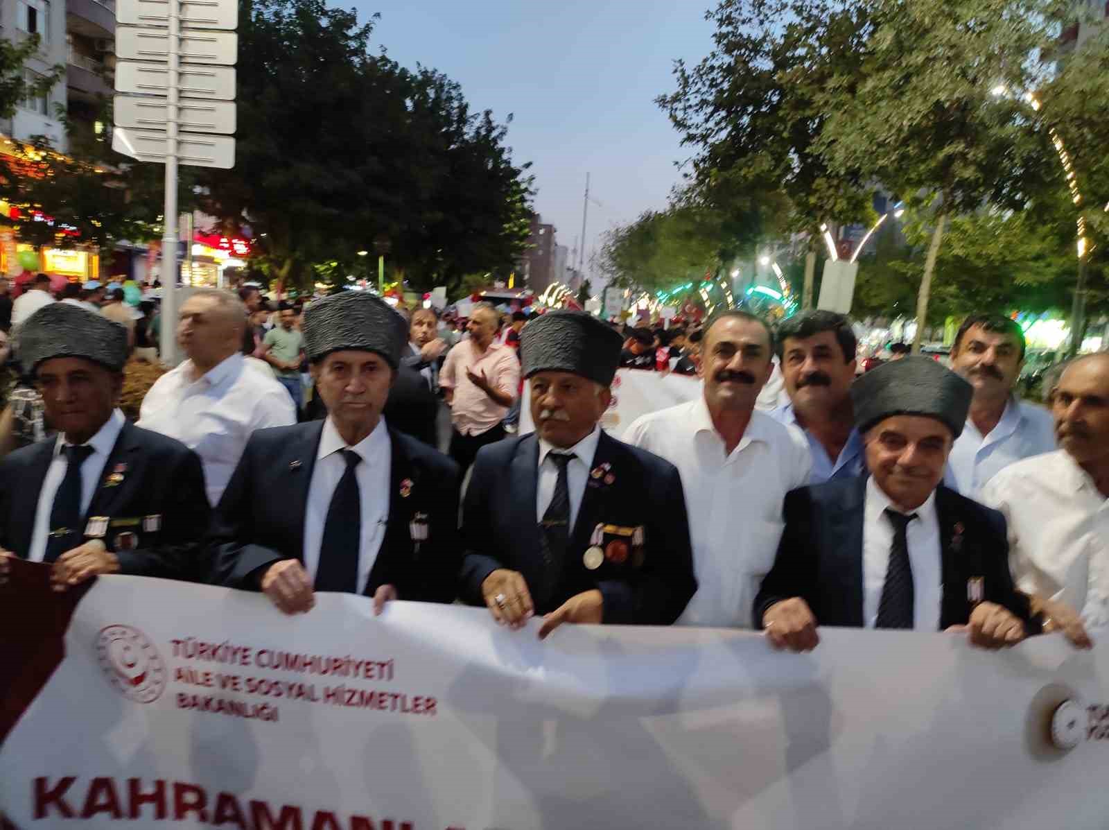 Batman’da Gaziler Günü nedeniyle kortej yürüyüşü düzenlendi