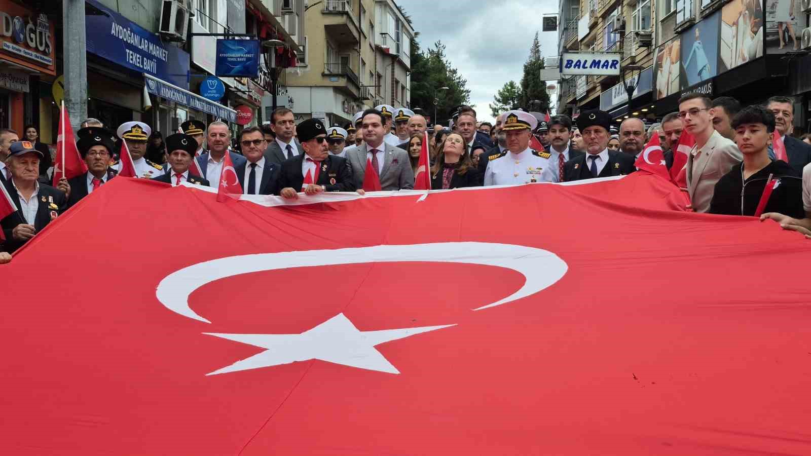 Gaziler Günü kutlaması sağanak nedeniyle gecikmeli yapıldı