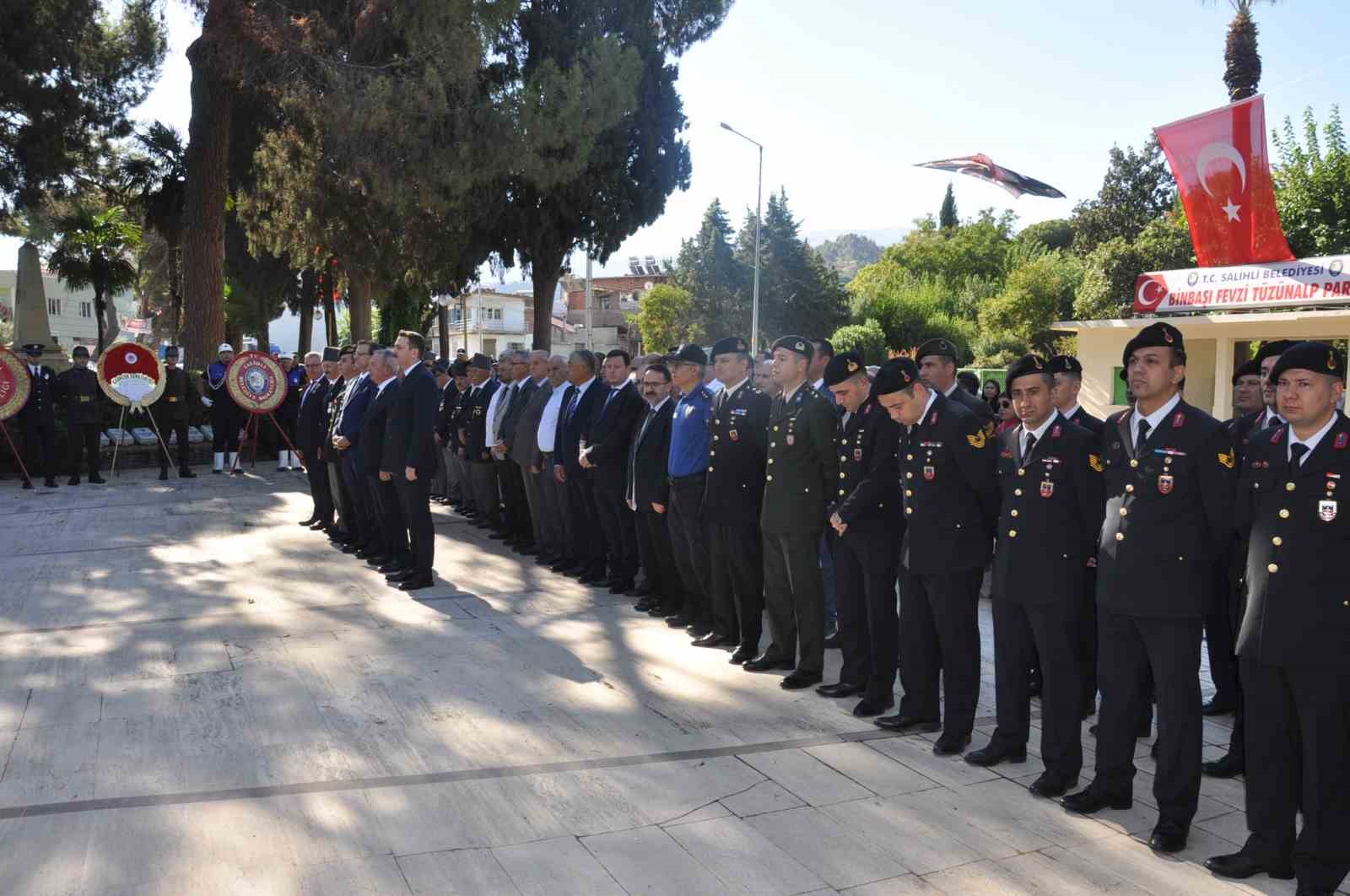 Salihli&rsquo;de Gaziler G&uuml;n&uuml; kutlandı
