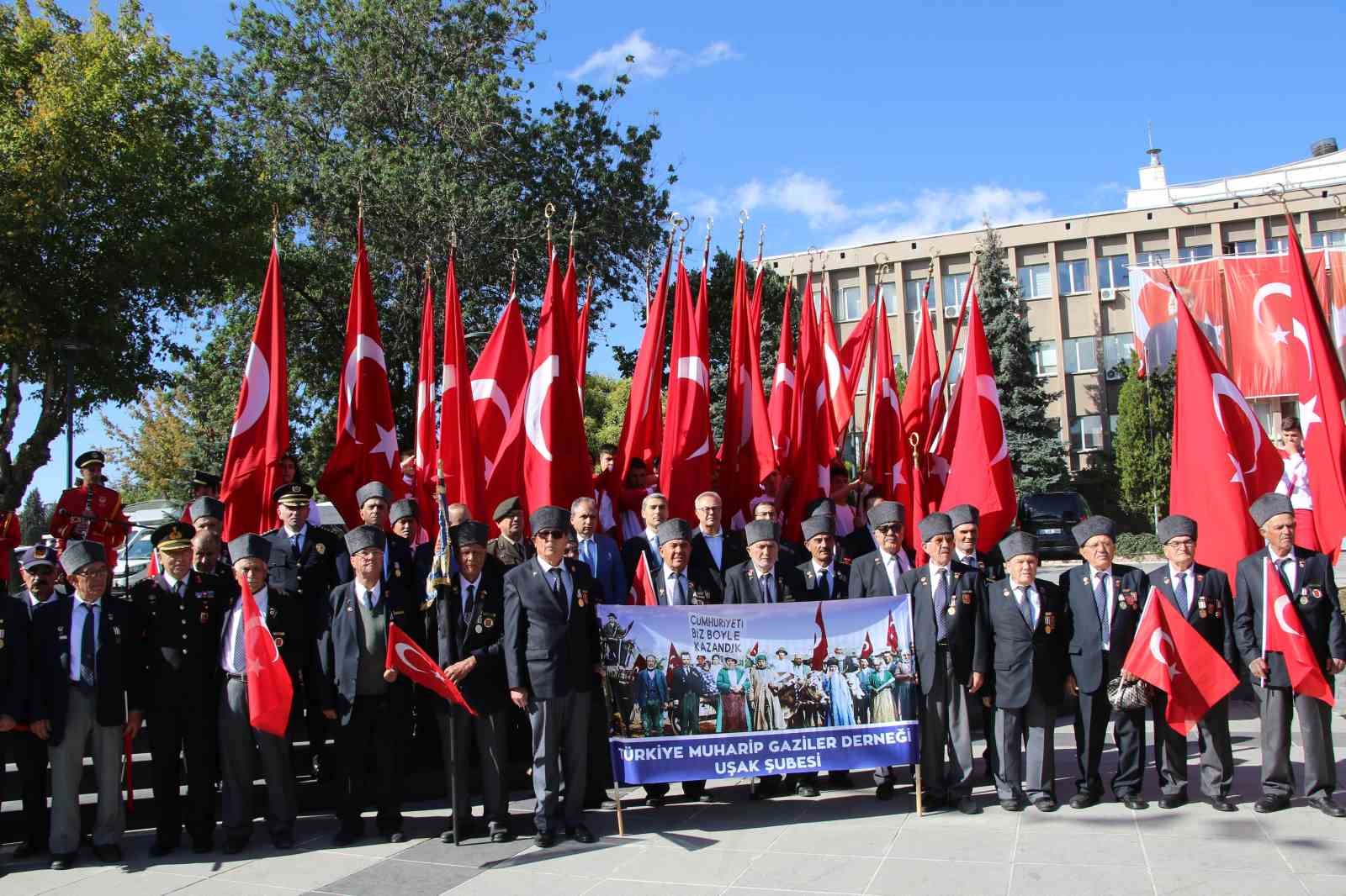 Uşak&rsquo;ta Gaziler G&uuml;n&uuml; &rsquo;Kahramanlarla Kardeşlik Y&uuml;r&uuml;y&uuml;ş&uuml;&rsquo; ile kutlandı
