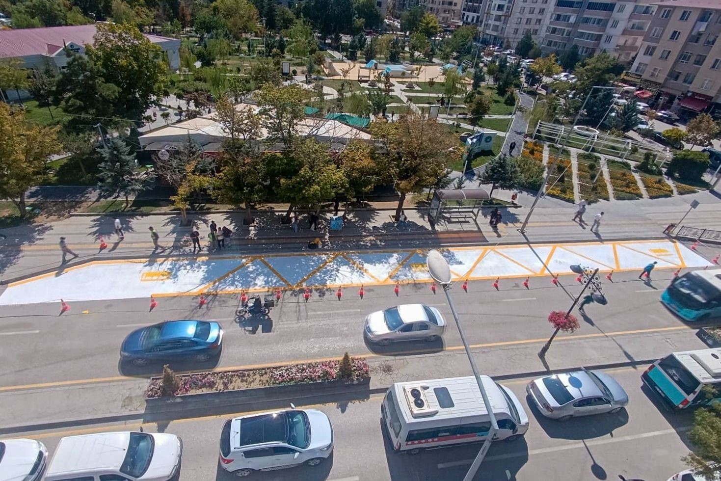 Van’da otobüs durakları modern görünüme kavuşuyor