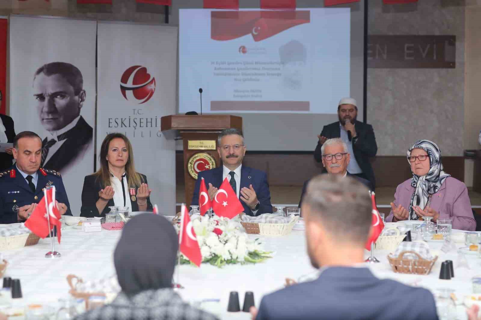 Gaziler ve aileleri onuruna yemek programı düzenlendi