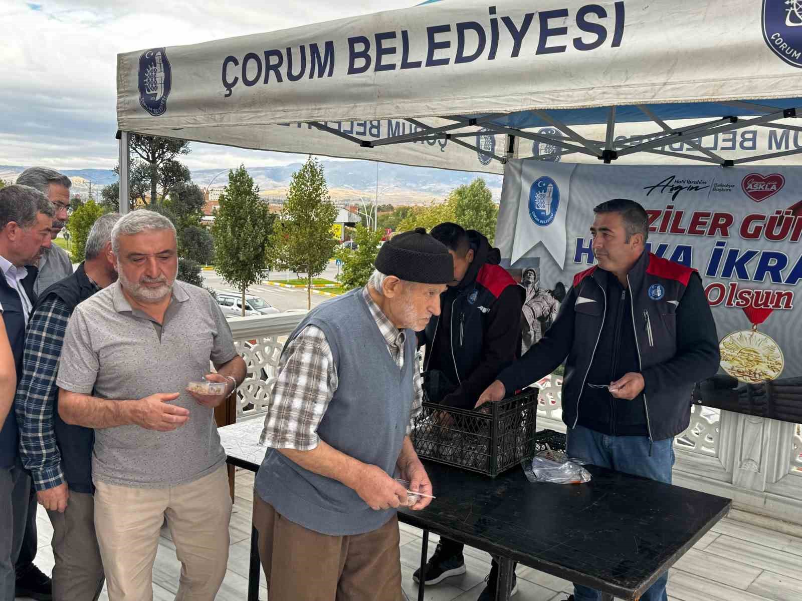 &Ccedil;orum&rsquo;da hayatını kaybeden gaziler dualarla anıldı
