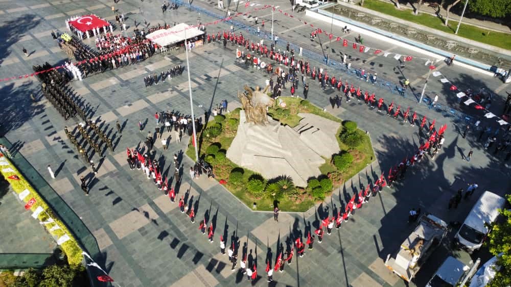 Antalya’da Gaziler Günü yürüyüşü