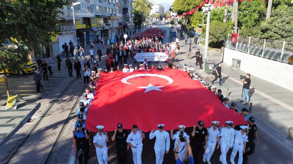 Antalya&rsquo;da Gaziler G&uuml;n&uuml; y&uuml;r&uuml;y&uuml;ş&uuml;
