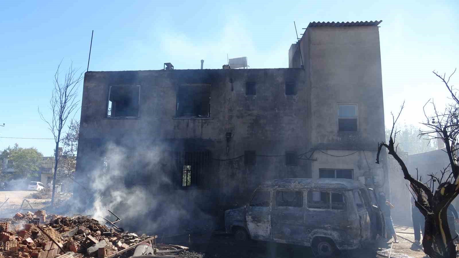 Mahalle sakinleri korku ve panik dolu o anları anlattı