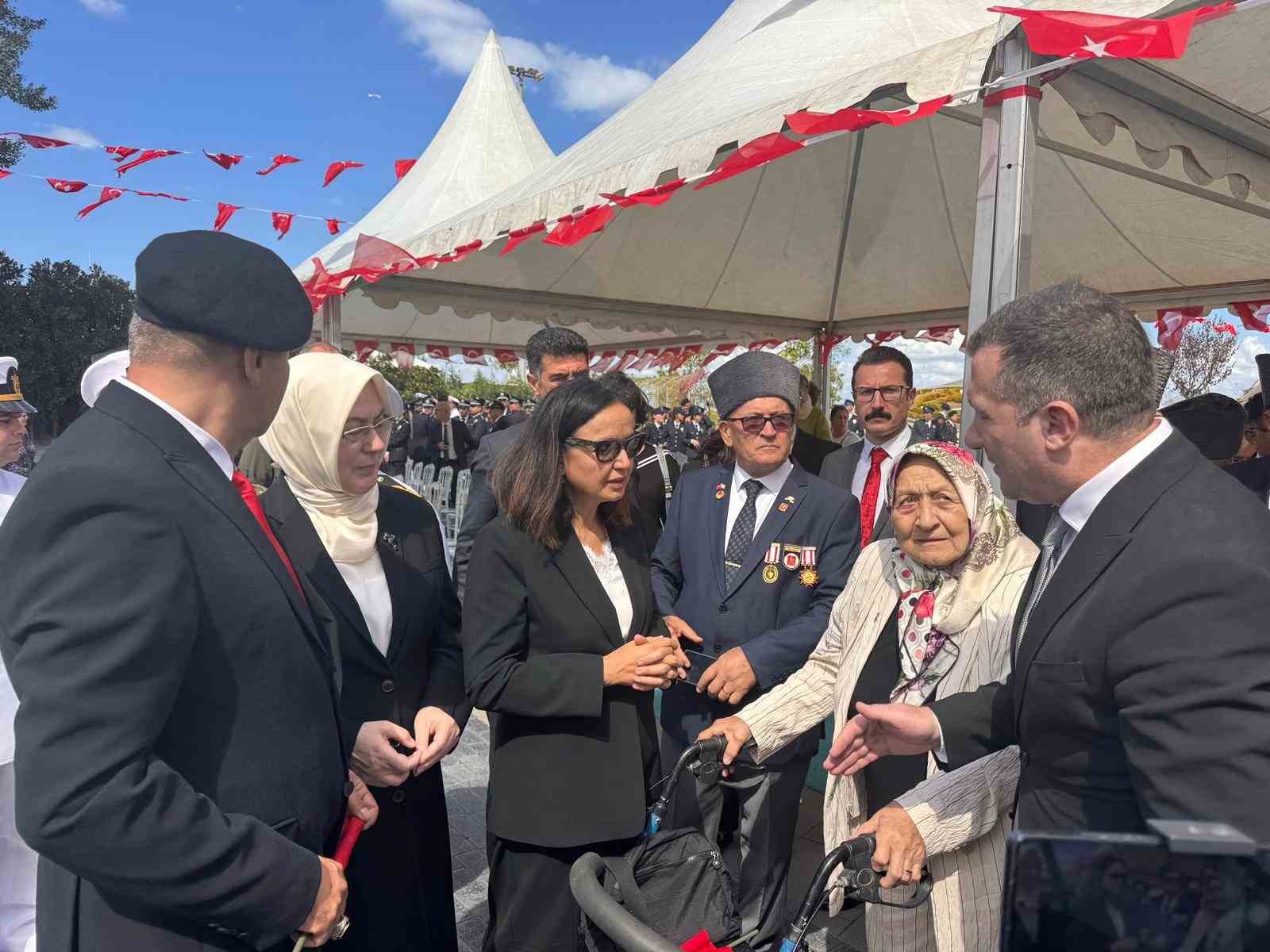 Yalova&rsquo;da Gaziler G&uuml;n&uuml; t&ouml;renlerle kutlandı
