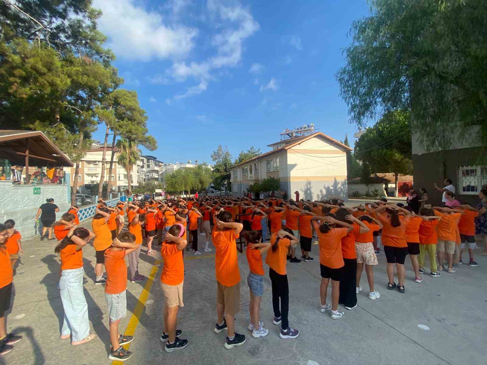 Gazipaşa’da minikler sporla coştu