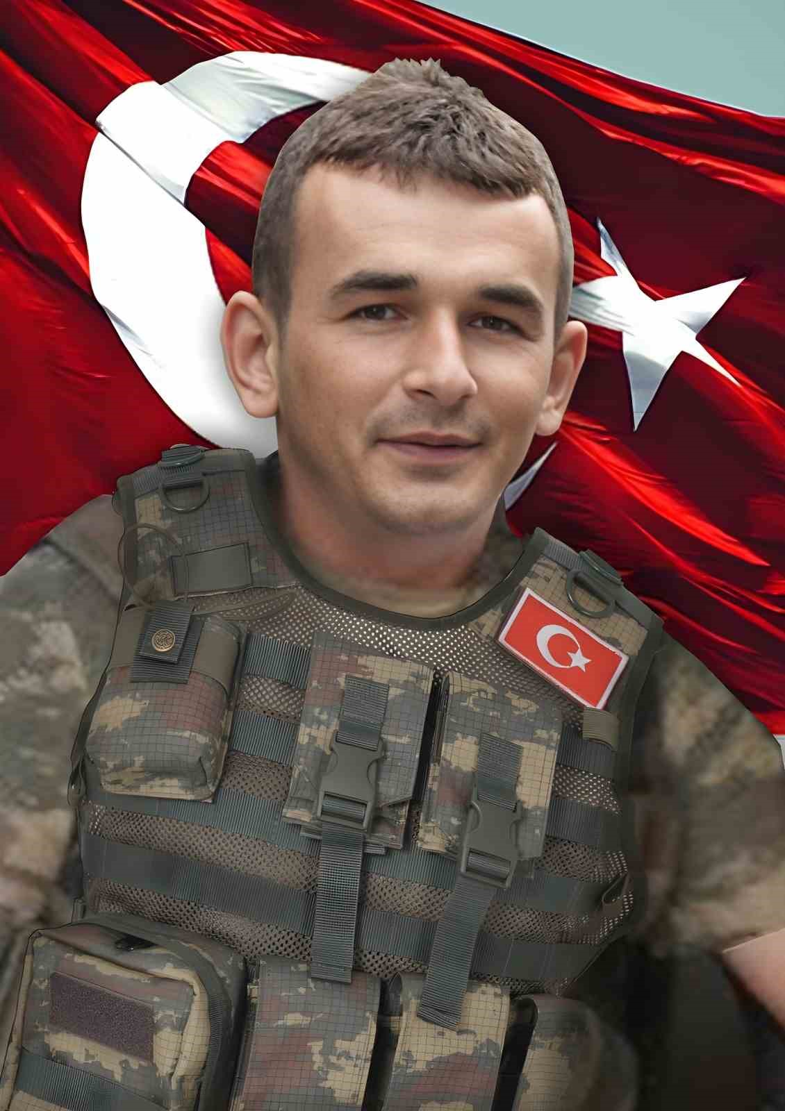 Salihli&rsquo;de Şehit Er Anıl Erulu&ccedil; unutulmadı
