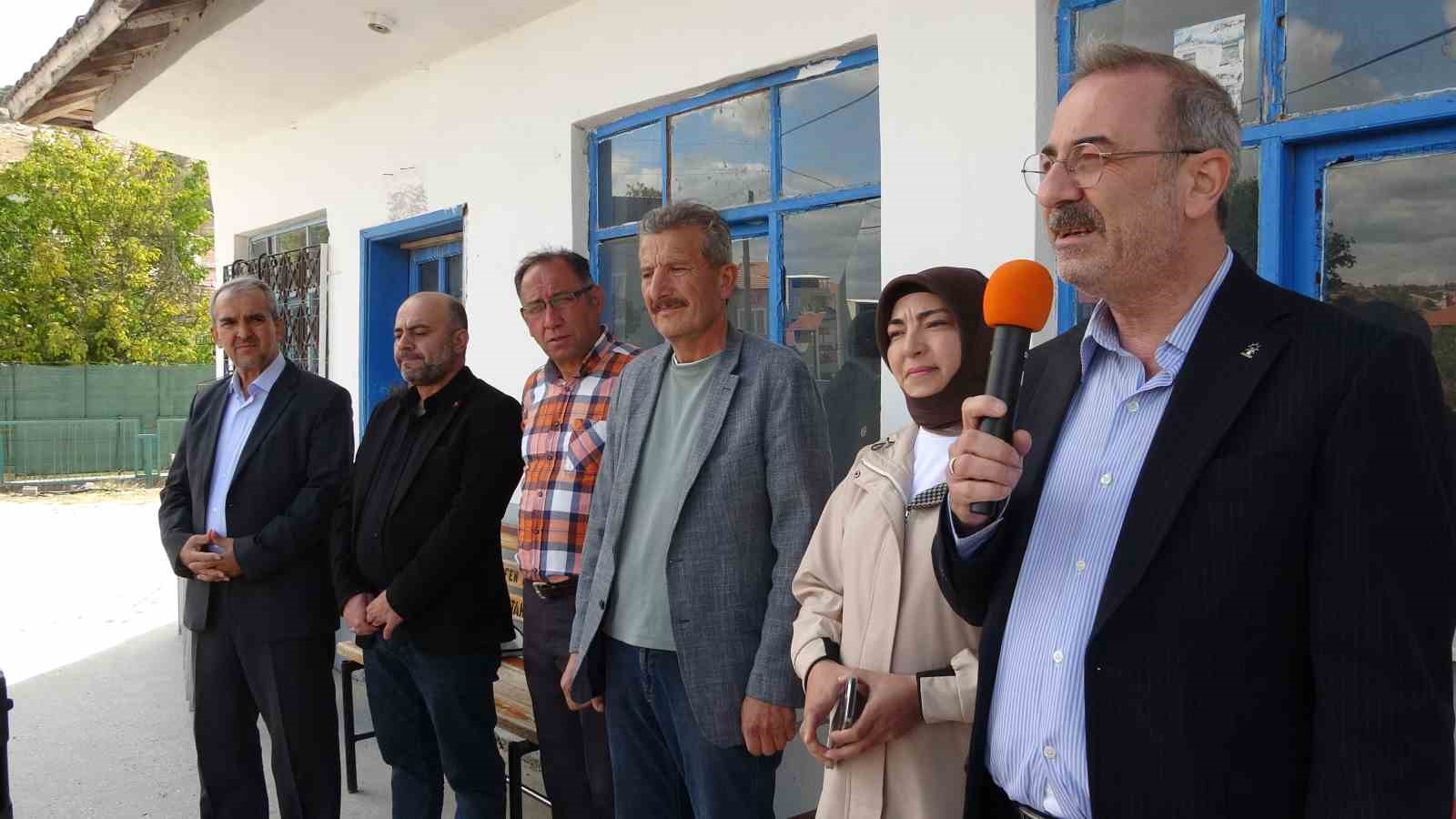 K&uuml;tahya&rsquo;nın Seydi k&ouml;y&uuml;n&uuml;n su sorunu &ccedil;&ouml;z&uuml;me kavuşuyor
