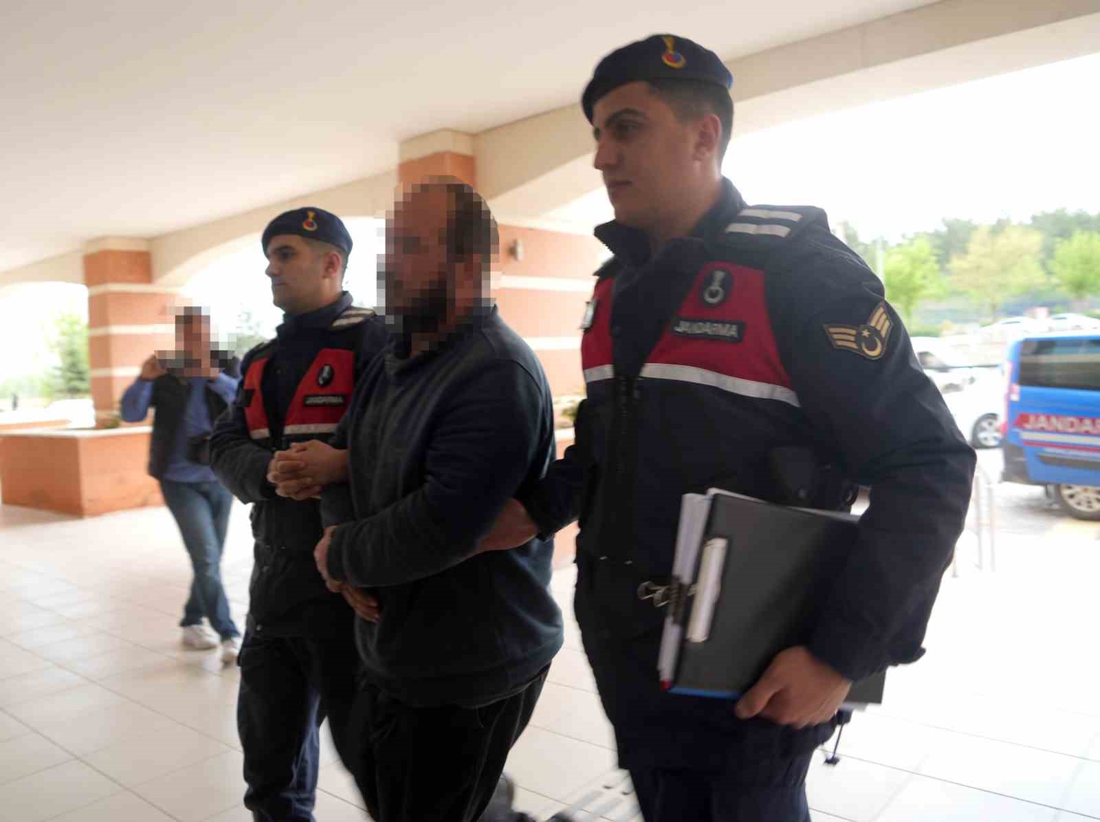 Çiftlik evlerini kenevir yetiştiren sanıklar tahliye edildi