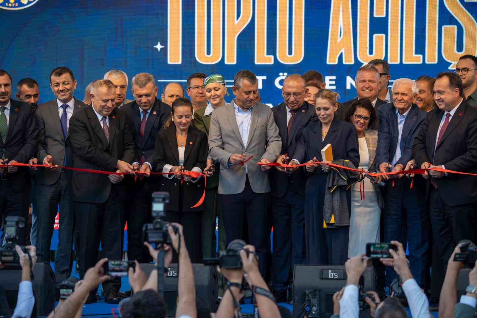 CHP Genel Başkanı Özel: "Cumhuriyet Halk Partisi’nin kazandığı seçimin gecesi Türkiye’nin zaferi olacak"
