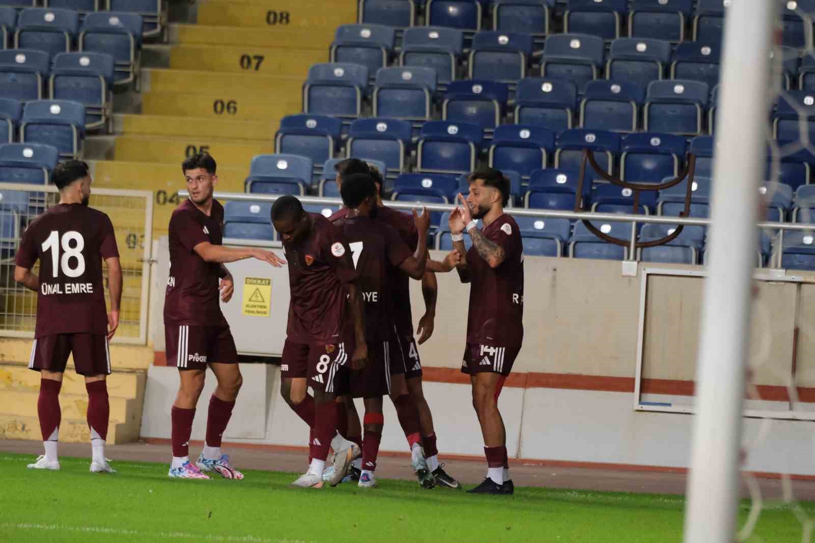 Trendyol 1. Lig:  Ataka Hatayspor: 2 - Boluspor: 2
