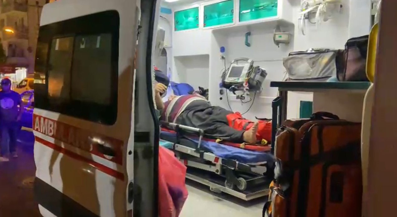 Mersin’de otomobil ile motosiklet çarpıştı: 2 yaralı