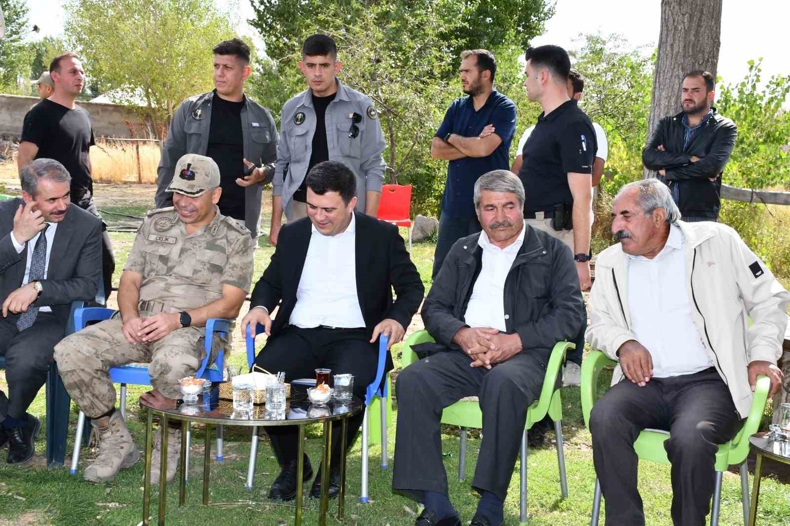 Patnos&rsquo;ta husumet barışla sonu&ccedil;landı
