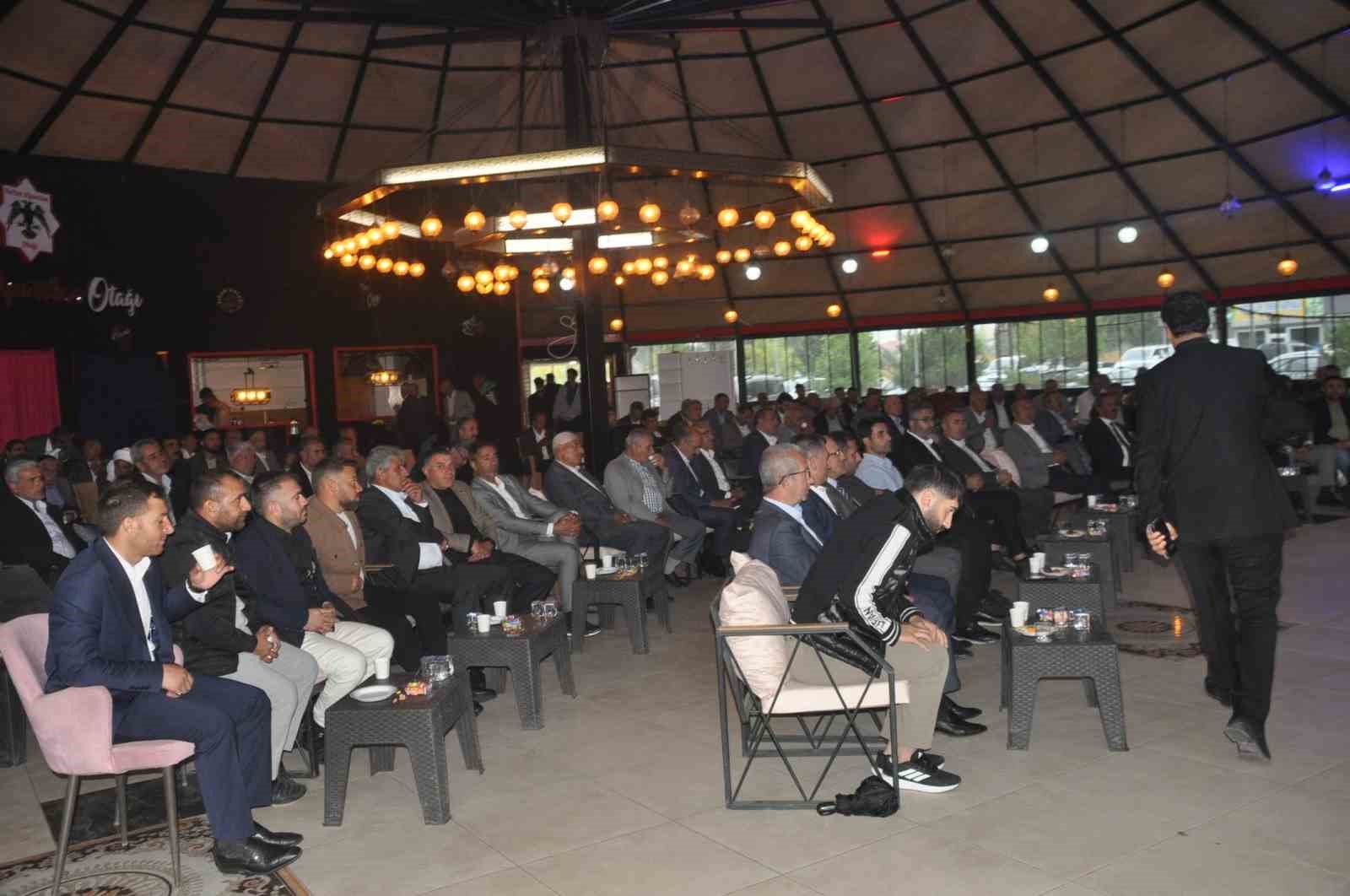 AK Parti Diyarbakır Milletvekili Yaz: "Süreç dayanışma ve kardeşlik temelinde ilerliyor"