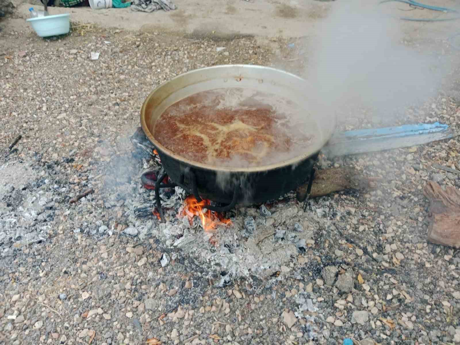 Geleneksel pekmez mesaisi başladı