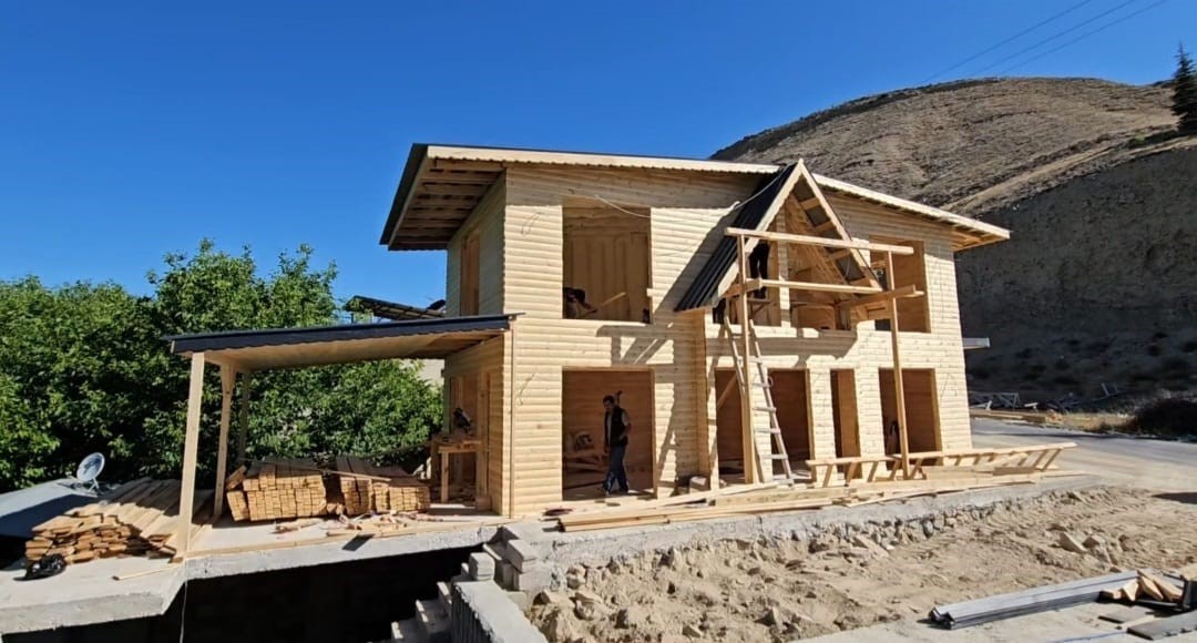 Deprem b&ouml;lgesi Malatya&rsquo;da ahşap evlere ilgi artıyor
