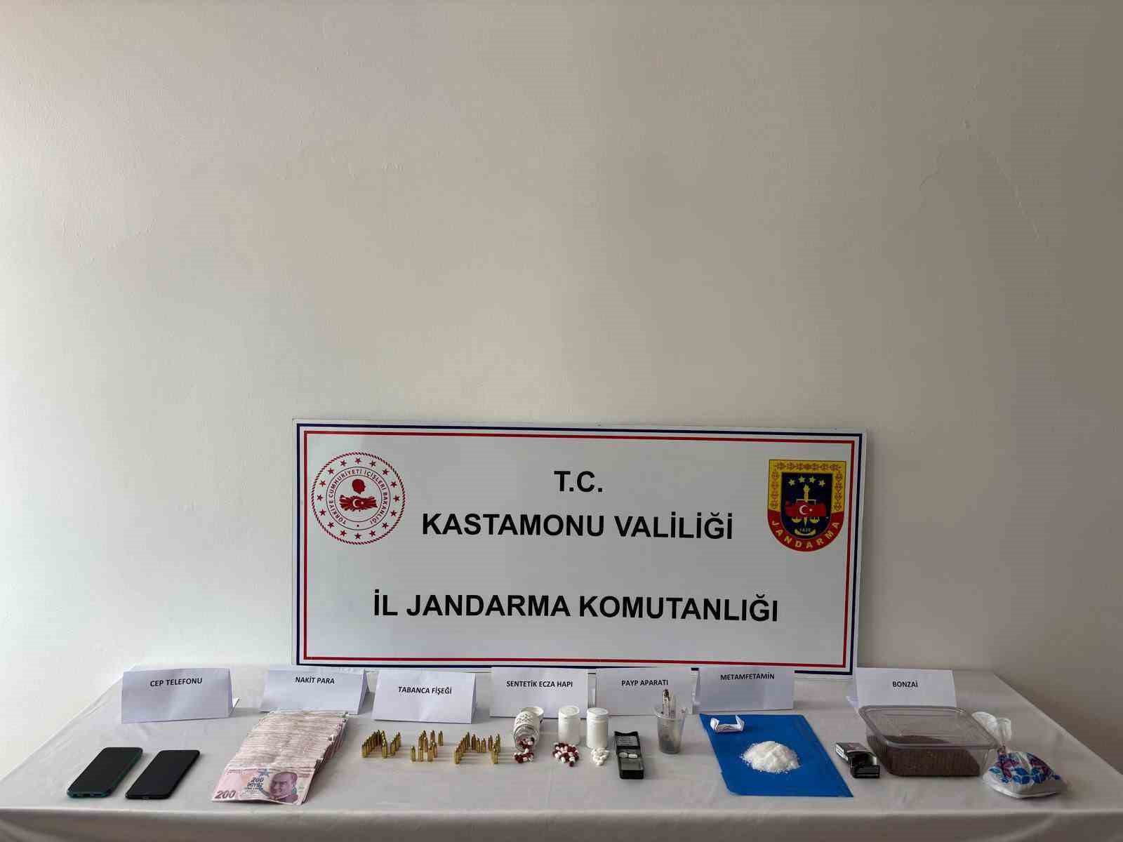 Kastamonu’da uyuşturucu operasyonu: 5 tutuklama
