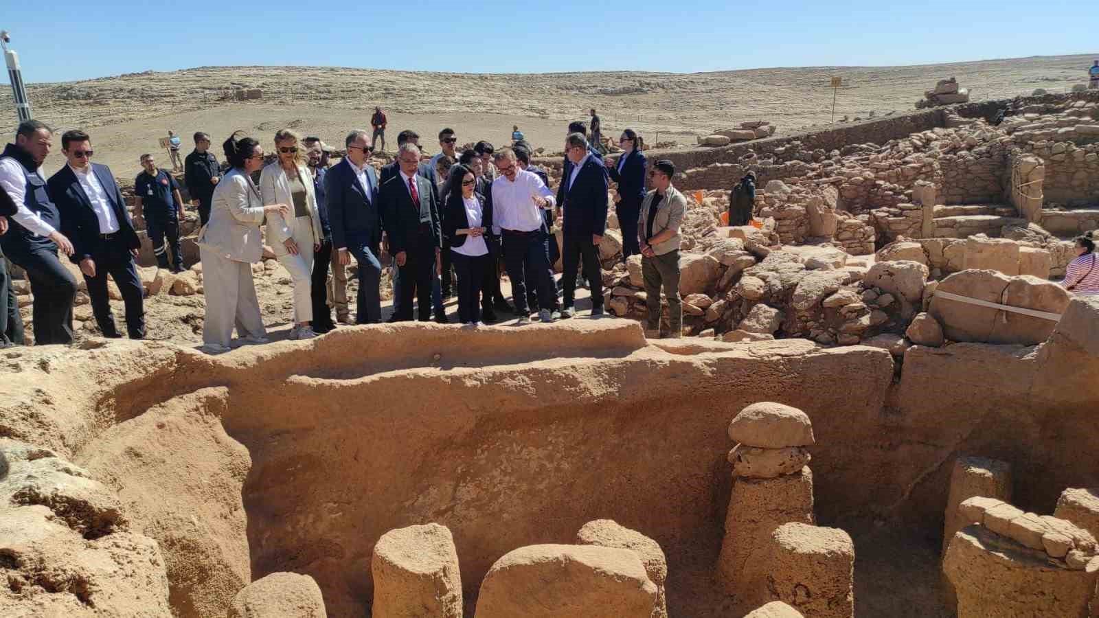 Japon Altes Prensesi Akiko Mikasa, Harbetsuvan ve Karahantepe’yi gezdi