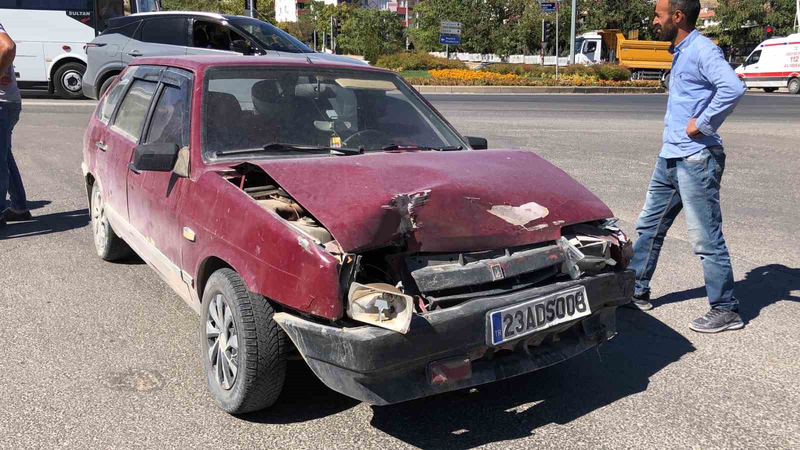 Elazığ&rsquo;da trafik kazası: 1 yaralı
